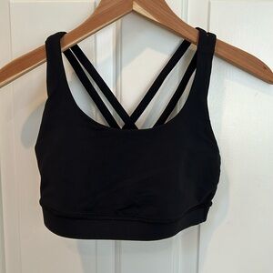 Lululemon Black Cross Back Sports Bra size 6